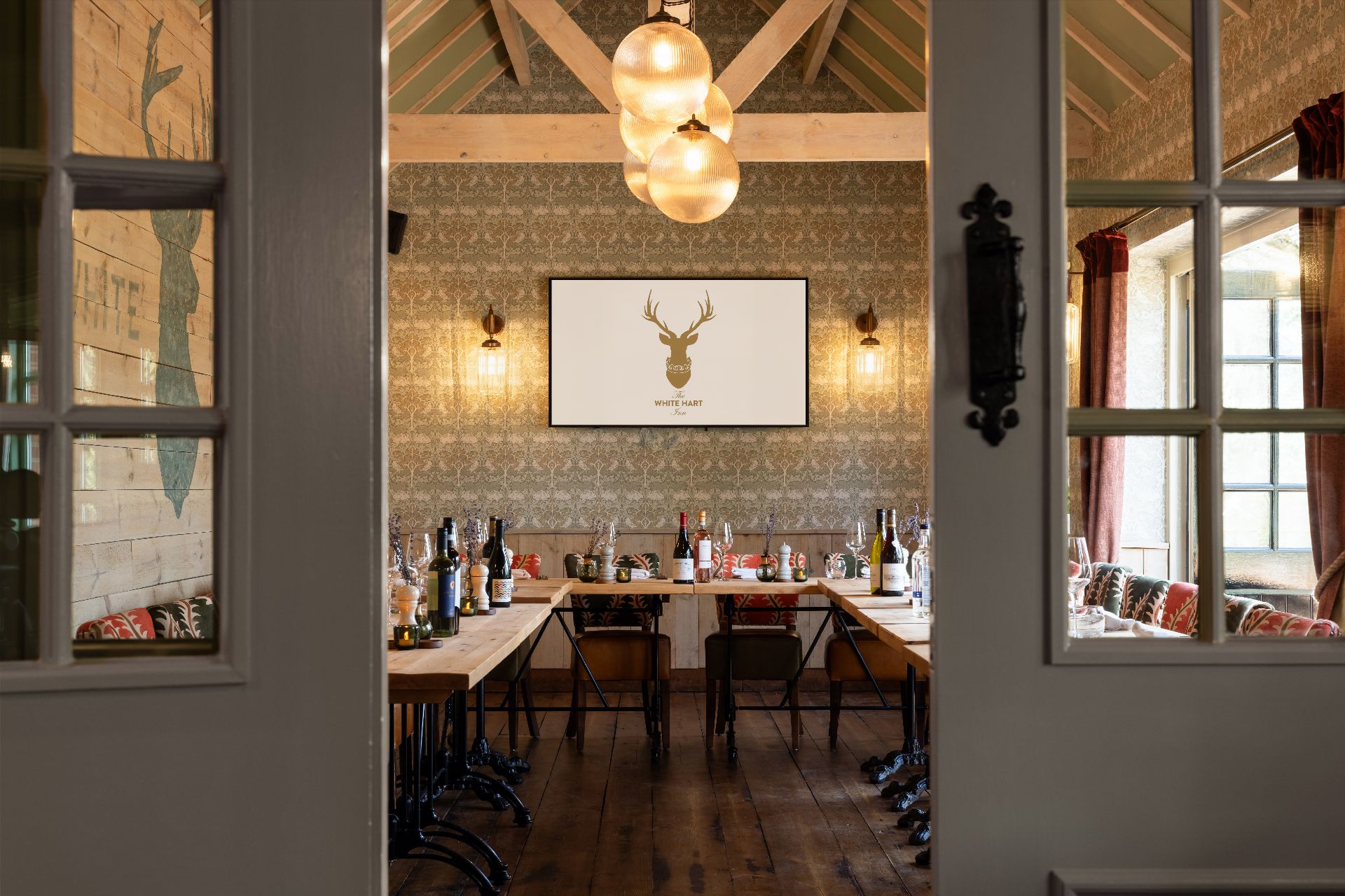 The White Hart Inn, photo 4
